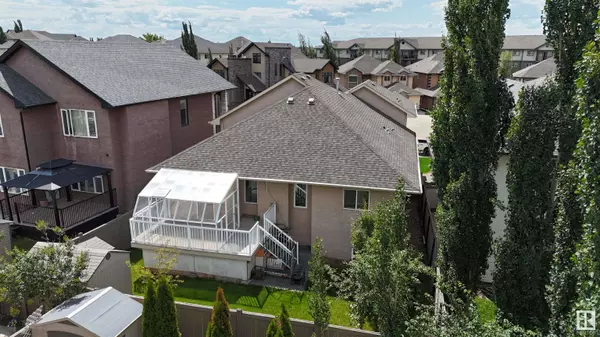 1515 69 ST SW, Edmonton, AB T6X 1L4