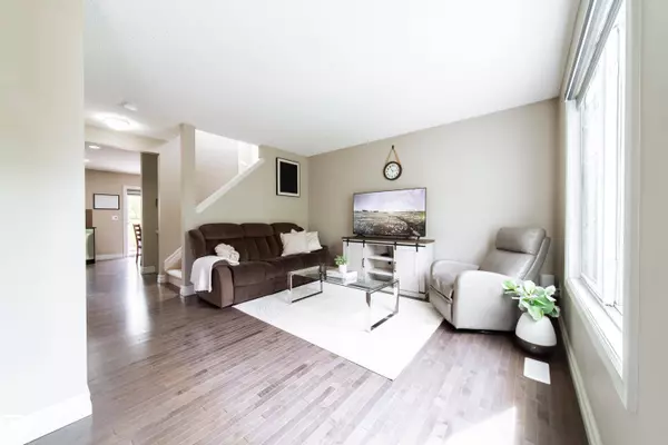 #32 655 TAMARACK RD NW, Edmonton, AB T6T 0N4