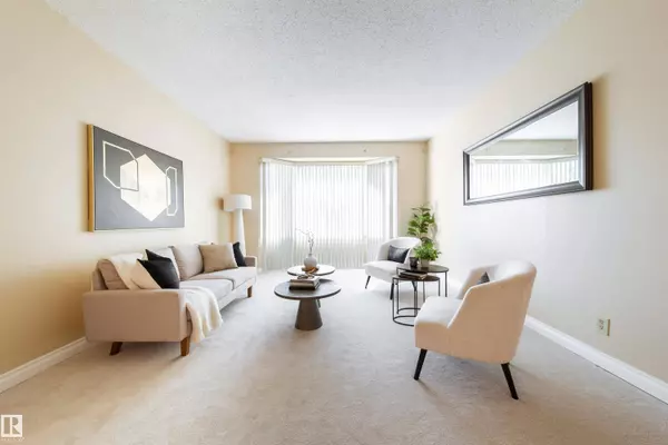 7808 22 AV NW, Edmonton, AB T6K 2E3