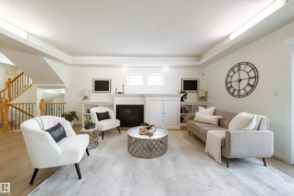 452 SPARLING CO SW, Edmonton, AB T6X 1G9