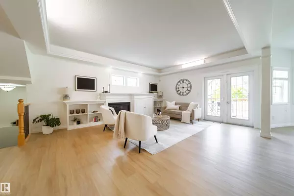 452 SPARLING CO SW, Edmonton, AB T6X 1G9