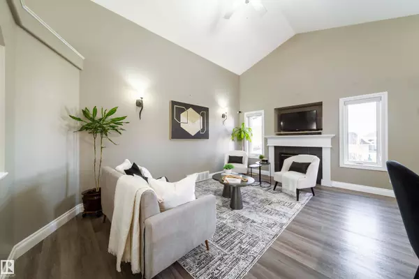 114 CARSON DR, Sherwood Park, AB T8H 2K4