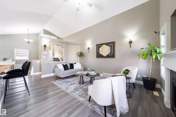 114 CARSON DR, Sherwood Park, AB T8H 2K4