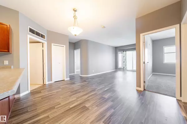 #408 4316 139 AV NW, Edmonton, AB T5Y 0L1