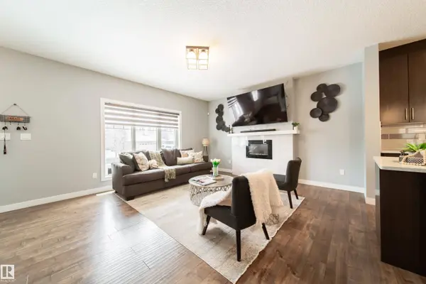 2716 11 ST NW, Edmonton, AB T6T 0X9