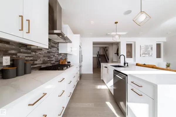 19 STURTZ PL, Leduc, AB T9E 1M6