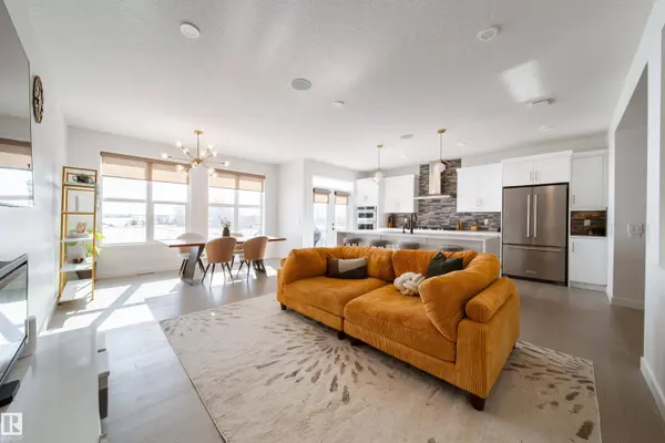 19 STURTZ PL, Leduc, AB T9E 1M6
