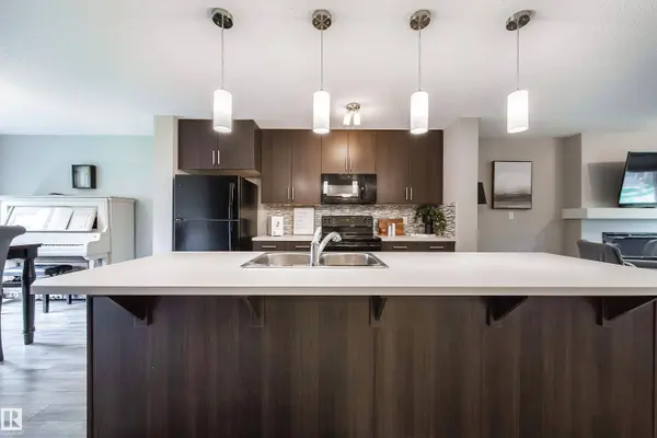 3211 CHERRY CR SW, Edmonton, AB T6X 1Y5