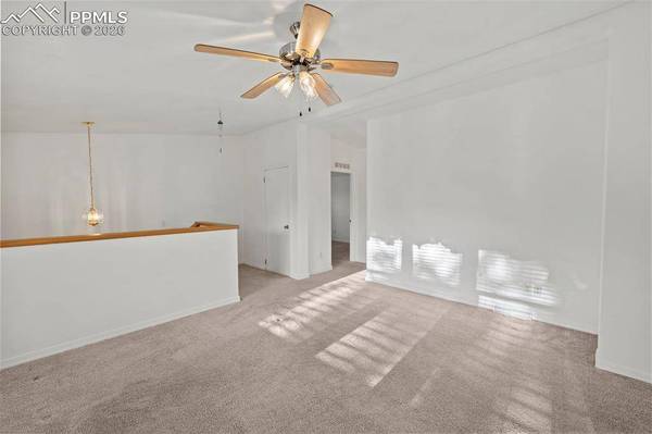 46 Kingston CIR, Florissant, CO 80816