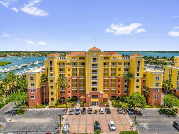 606 RIVIERA DUNES WAY #207, Palmetto, FL 34221