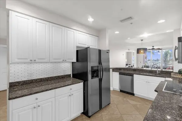 606 RIVIERA DUNES WAY #207, Palmetto, FL 34221