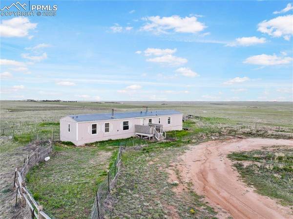 35275 Book RD, Yoder, CO 80864