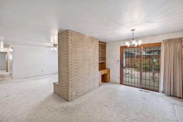 2043 Patrician WAY, Colorado Springs, CO 80909