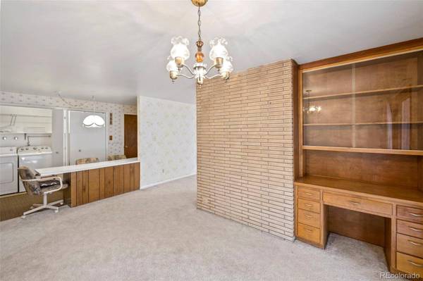 2043 Patrician WAY, Colorado Springs, CO 80909