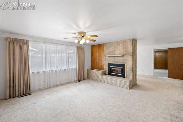 2043 Patrician WAY, Colorado Springs, CO 80909