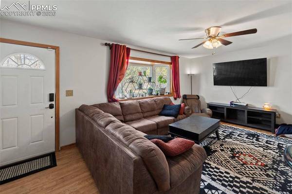 4872 S Splendid CIR, Colorado Springs, CO 80917