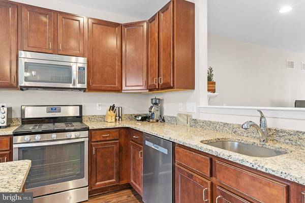 15 KEEGAN CT, Marlton, NJ 08053