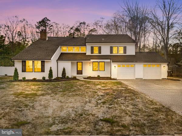 5 CHIPPENHAM DR, Voorhees, NJ 08043