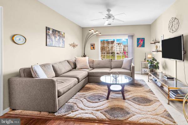 221 BREEDERS CUP DRIVE, Cherry Hill, NJ 08002