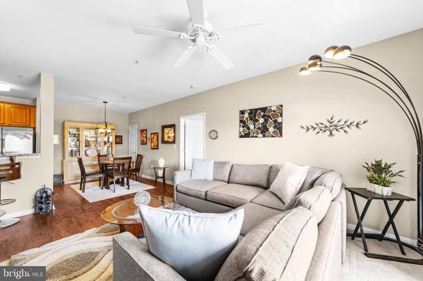 221 BREEDERS CUP DRIVE, Cherry Hill, NJ 08002