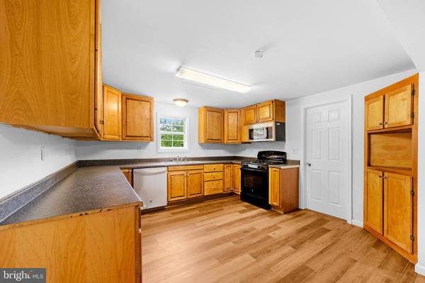 2306 MARKET ST, Port Norris, NJ 08349