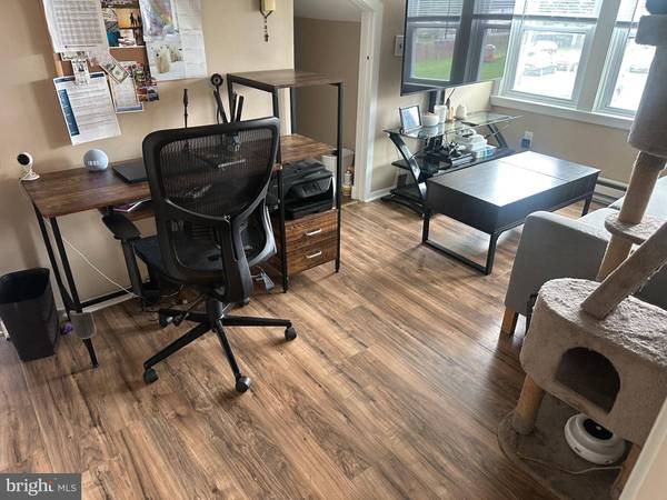 911 LAUREL RD, Lindenwold, NJ 08021