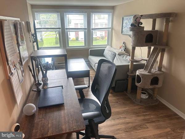 911 LAUREL RD, Lindenwold, NJ 08021