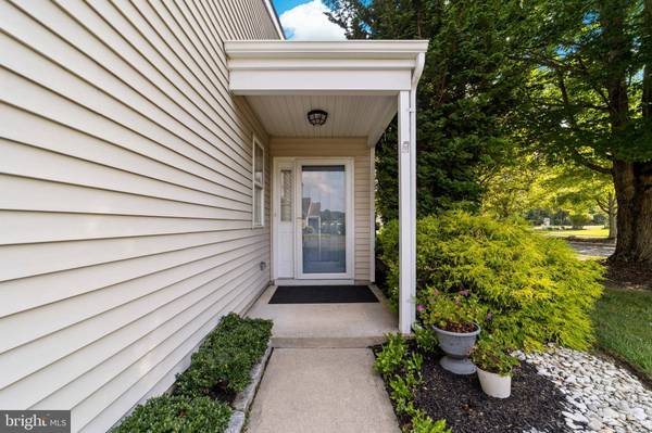 2 CAROLINA WAY, Mount Laurel, NJ 08054