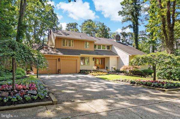 15 HAZELHURST DR, Voorhees, NJ 08043