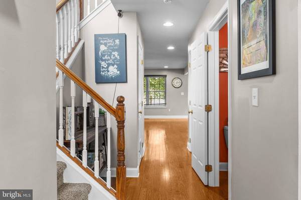 431 WASHINGTON ST, Gibbstown, NJ 08027