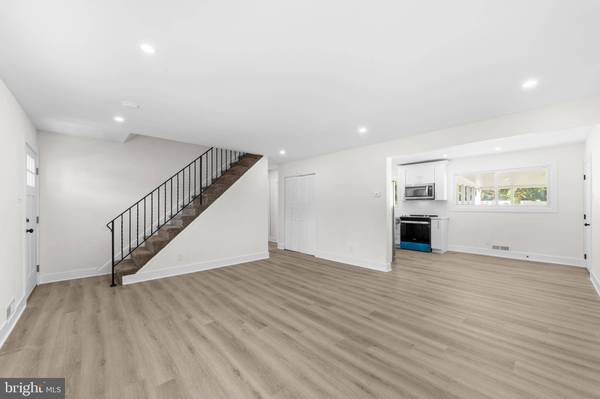 100 COLWICK DR, Somers Point, NJ 08244