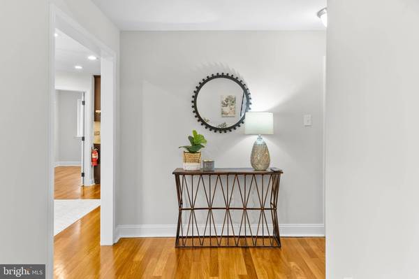 22 ACORN HILL DR, Voorhees, NJ 08043