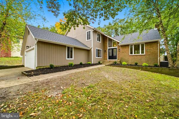 22 ACORN HILL DR, Voorhees, NJ 08043