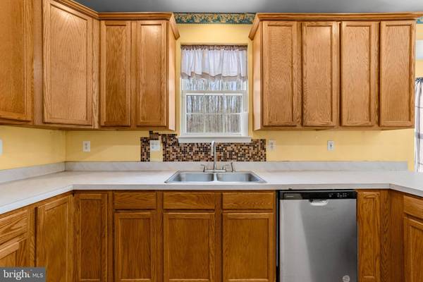 21 PEMBERTON LN, Hightstown, NJ 08520