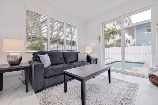 1800 GULF BLVD #1, Indian Rocks Beach, FL 33785