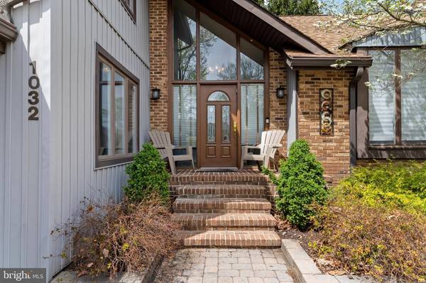 1032 RED OAK DR, Cherry Hill, NJ 08003