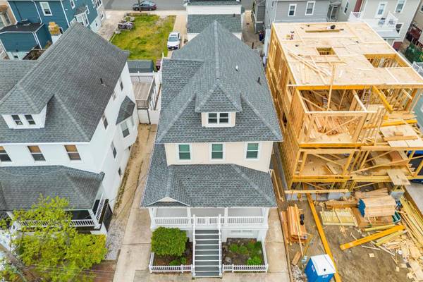 10 S Nashville Ave, Ventnor, NJ 08406