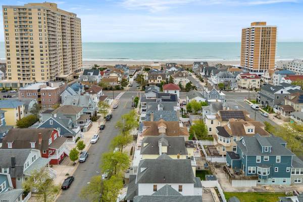 10 S Nashville Ave, Ventnor, NJ 08406