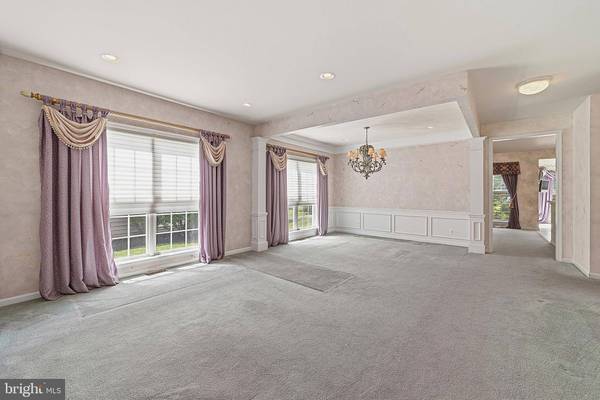 48 FESTIVAL DR, Voorhees, NJ 08043