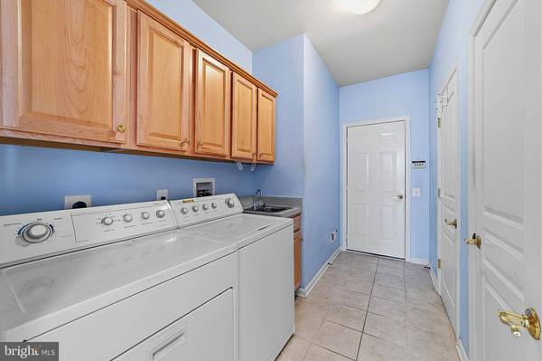 48 FESTIVAL DR, Voorhees, NJ 08043