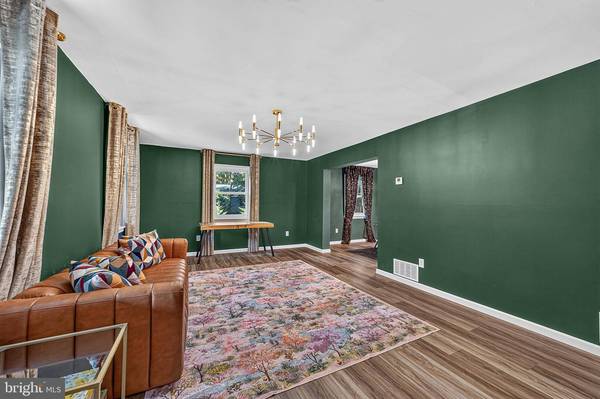 161 RIDGE RD, Southampton, NJ 08088