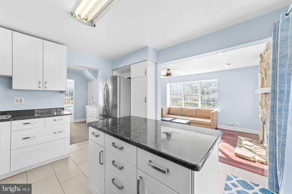 323 GWYNEDD CT, Mount Laurel, NJ 08054