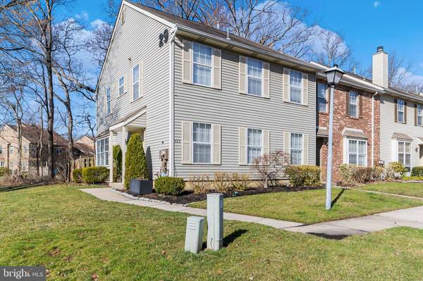 323 GWYNEDD CT, Mount Laurel, NJ 08054