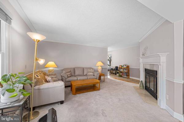 1008 SOCIETY HILL BLVD, Cherry Hill, NJ 08003