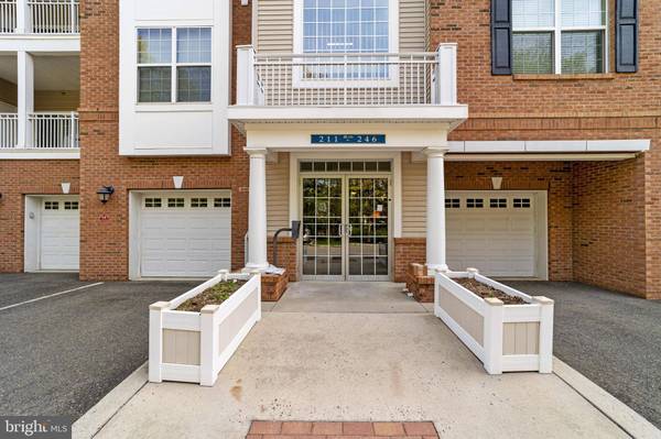 221 BREEDERS CUP DRIVE, Cherry Hill, NJ 08002