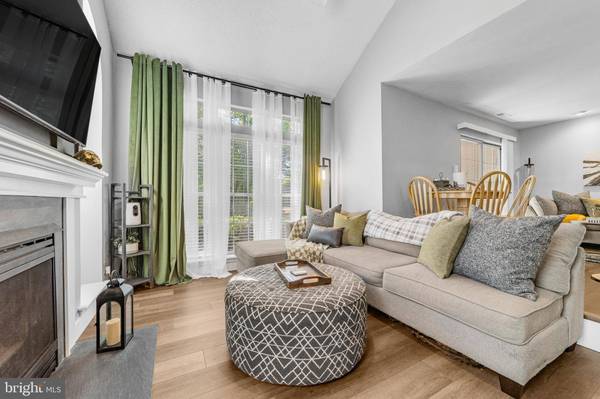 2003-A SUTTON PL, Mount Laurel, NJ 08054