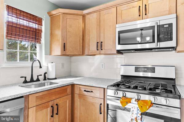 160 BILLOWS DR, Mount Royal, NJ 08061