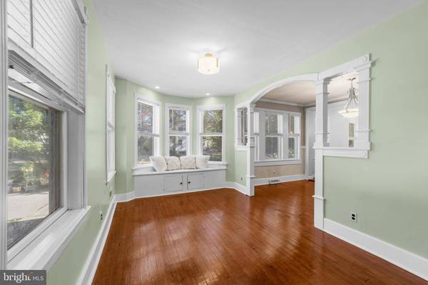 137 E ELM AVE, Lindenwold, NJ 08021