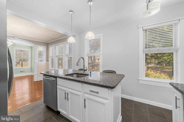 137 E ELM AVE, Lindenwold, NJ 08021