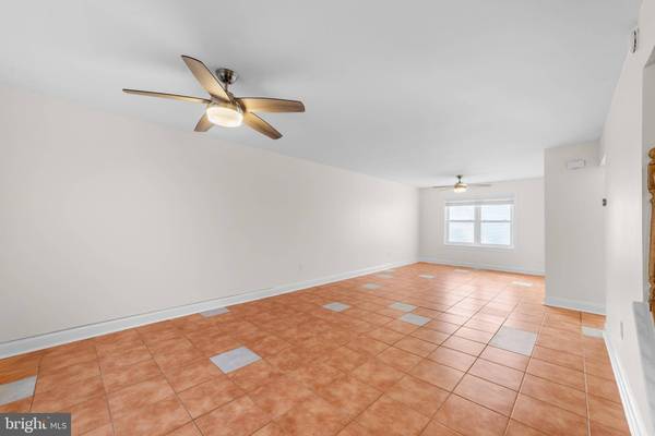 360 JUNIPER ST, Marlton, NJ 08053